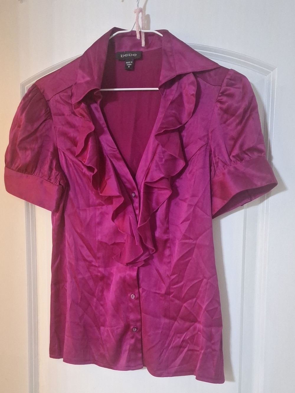 bebe Fuchsia Ruffle V-Neck Short Sleeve Blouse